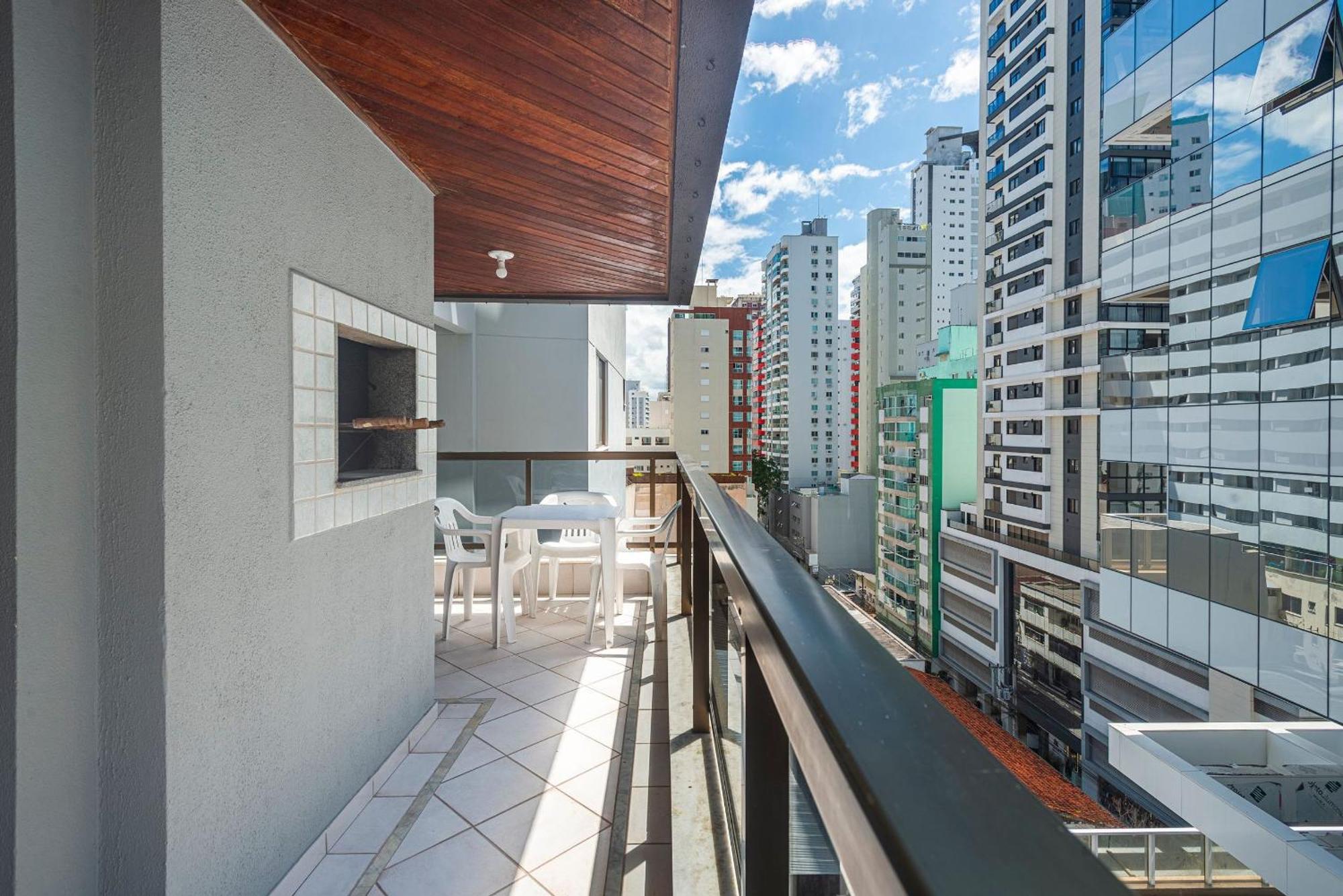 Lbty053 - Localizacao Imbativel No Coracao De Bc Apartment